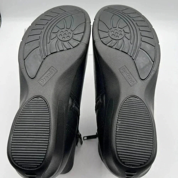 Propet Womens Black Leather Ankle Boots 11 W Double Zipper Comfortable & Stylish - Picture 7 of 13